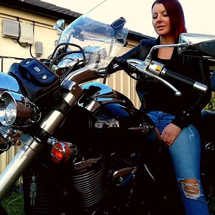 Blue_eyedsarah