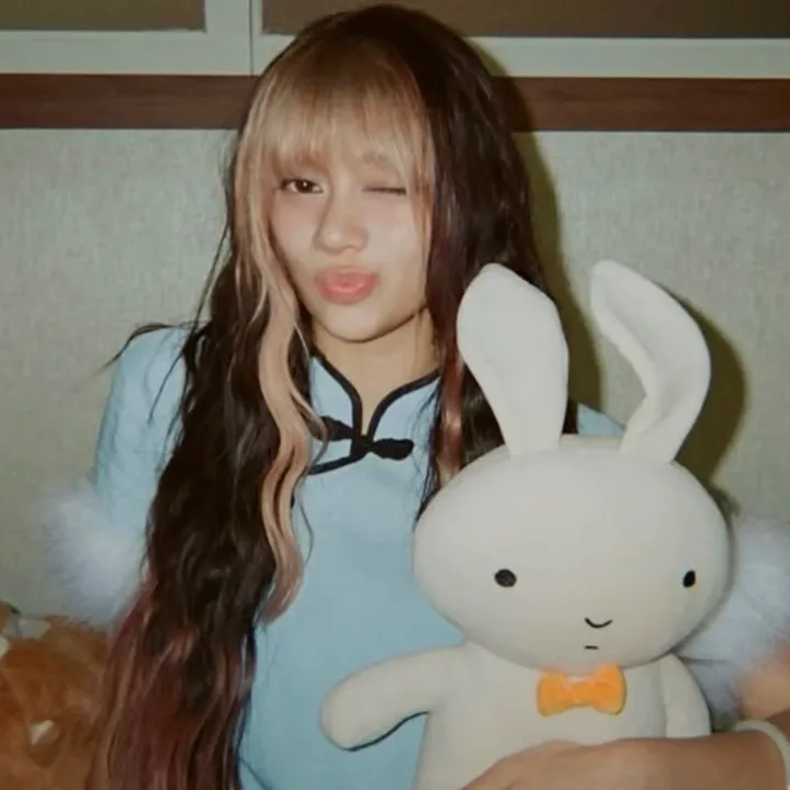 ⋆˚꩜｡