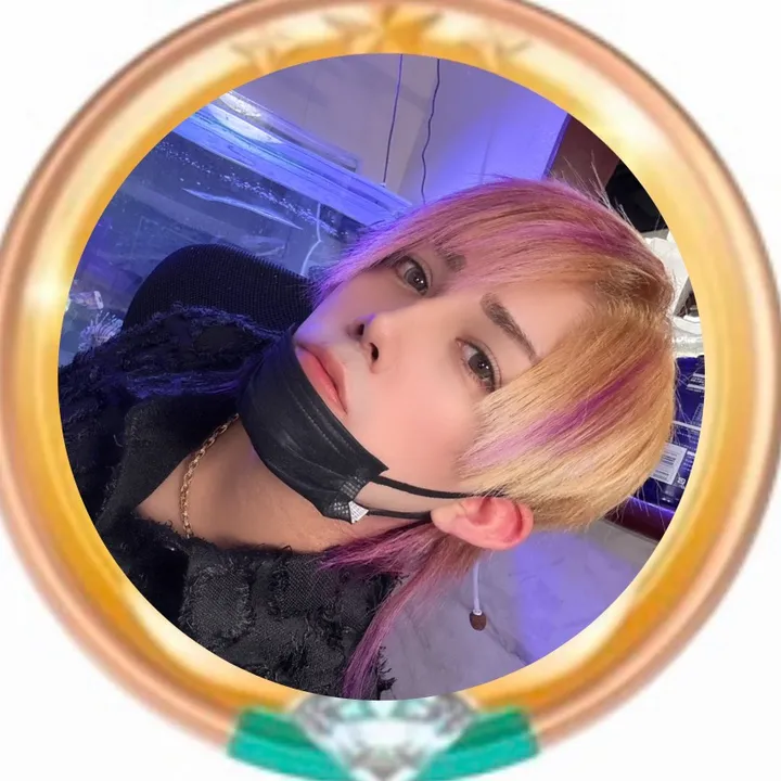 あきと🦈🍾(あきかに)