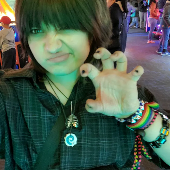 ✶⋆.˚ Elliot !!🚦