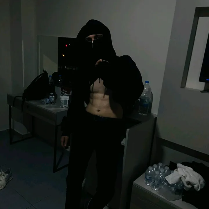 𝓗𝓮𝔃𝓮𝔂𝓪𝓷