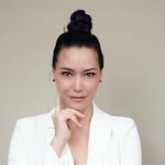 Laura Sasitorn Wattanagool