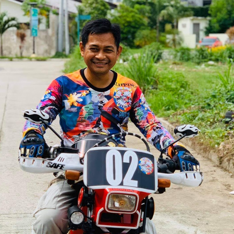 BOMBASE MOTOVLOG