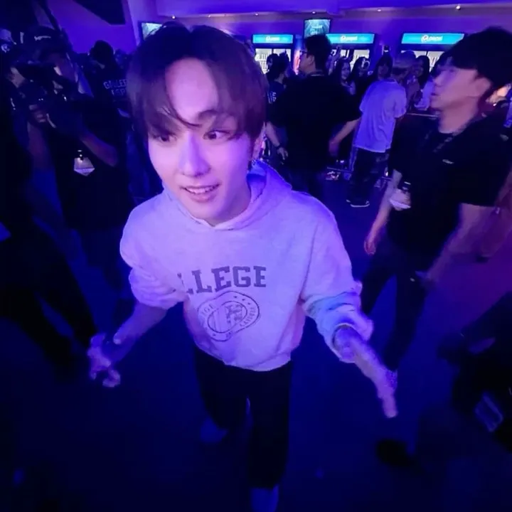 emo