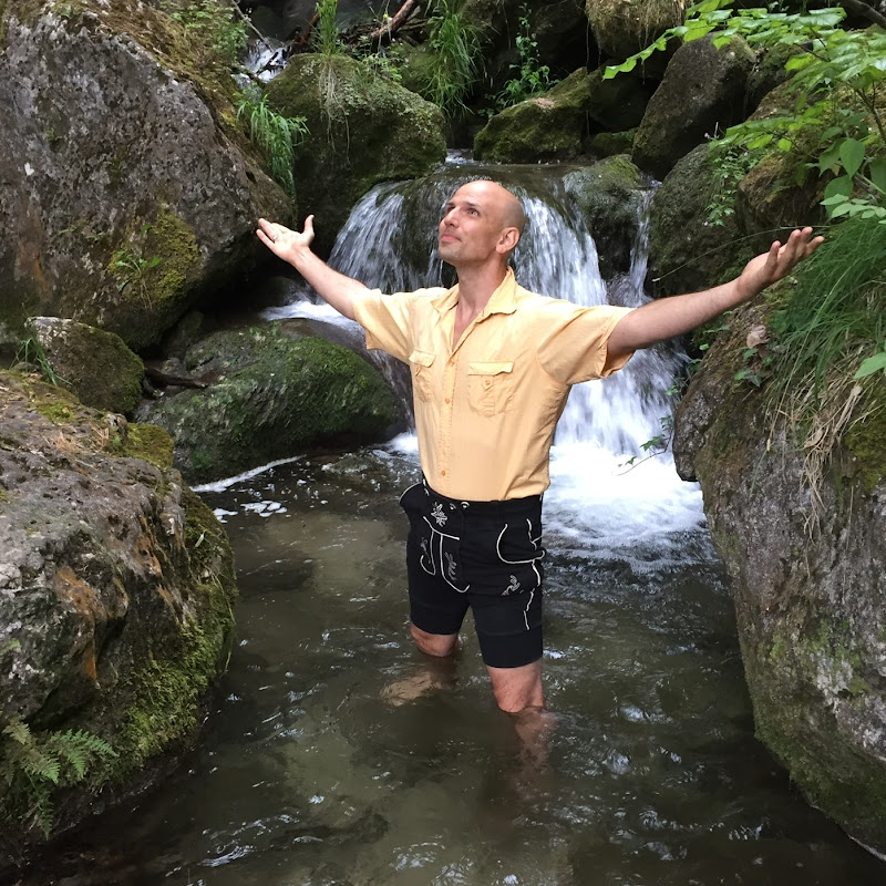 ALELA BIO YOGA ACADEMY