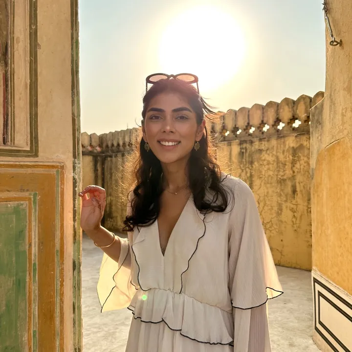Natasha | Food & Travel