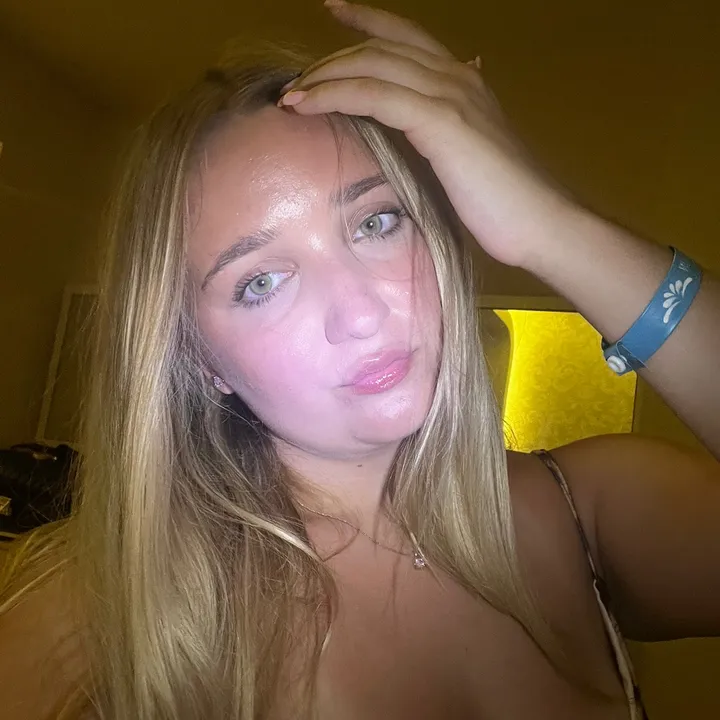 Tillie Webb🛍️