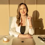 Dra.Belen Mendoza Macias•|•Dermatóloga