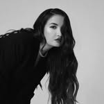 Yoli Inácio ✷ Brand & Comms Strategy