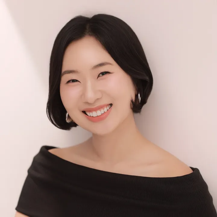 Julie Lin