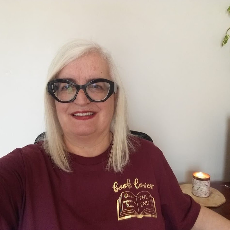 Μαρία Λιάκου-Bibliotherapy