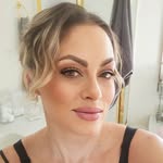 Andrea [Beauty Influencer]