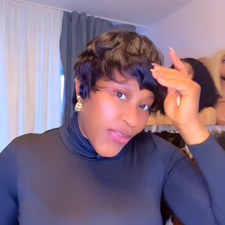 Hairby Eby’s beauty&style