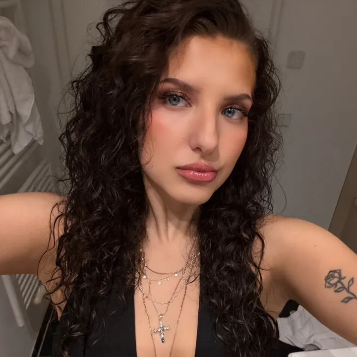 Rose J