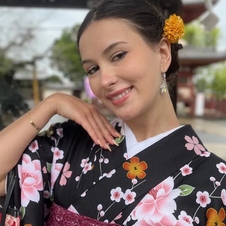ASMR Bruna