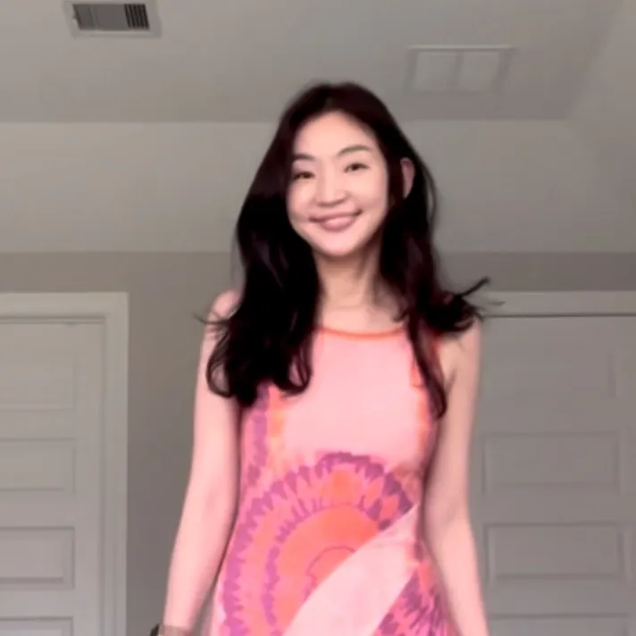 Ms. Sung
