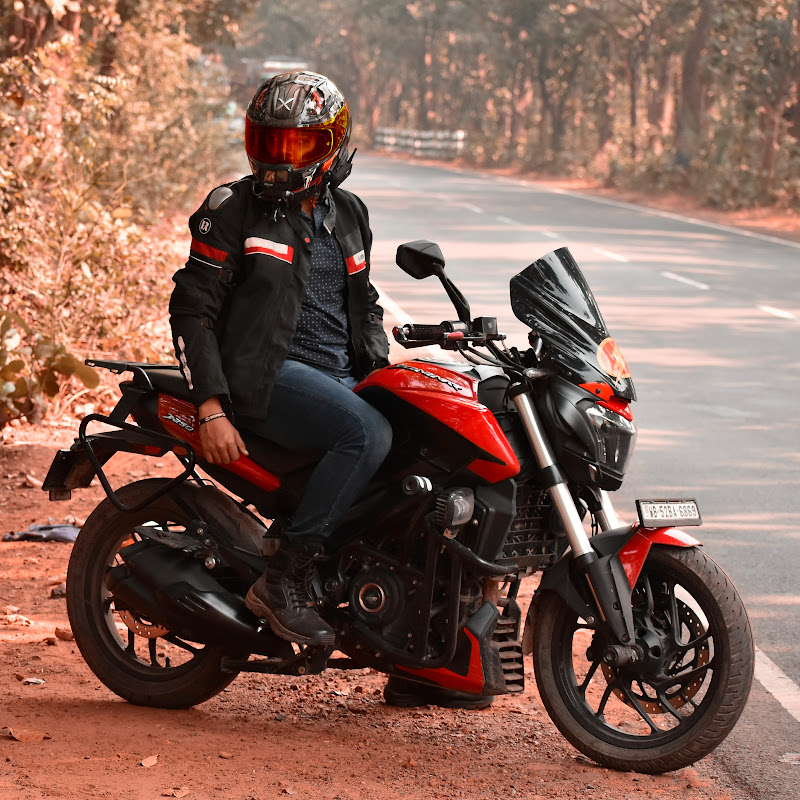 SG FILMS ON BIKE