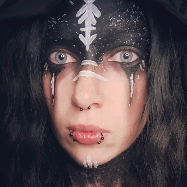 Kiyara 🦇