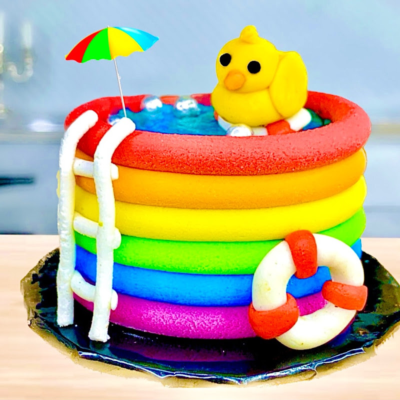 Miniyumture Cakes