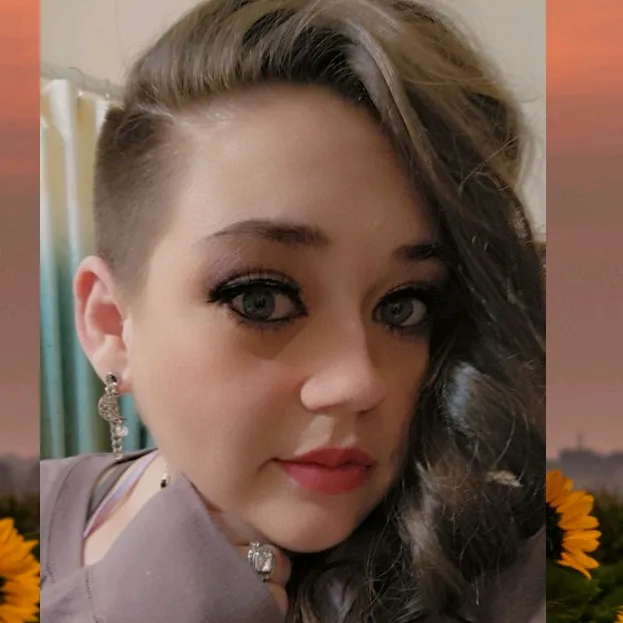 ☾⋆⛧𝓜𝔂𝓴𝓮𝔂 𝓛𝓮𝓪⛧⋆☾