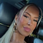 SY– Makeup Artist | Glow Expert