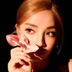 Naomi Neo 梁文珊
