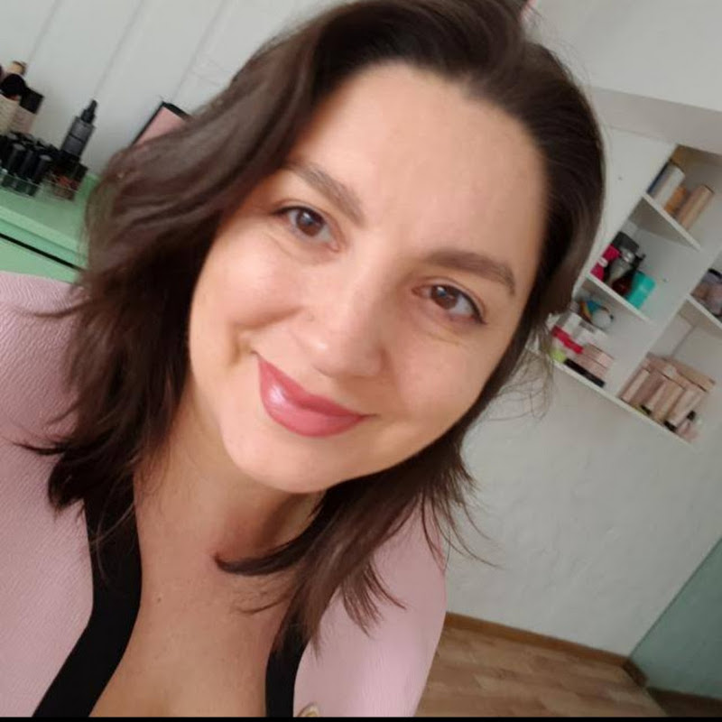 Mariana Eva Mary Kay