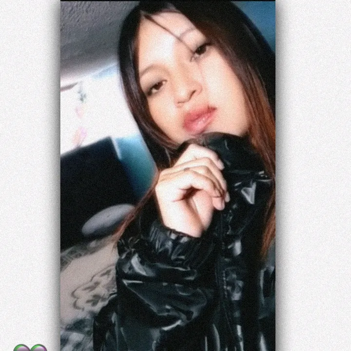 Ānä_Hiï🖤🤑