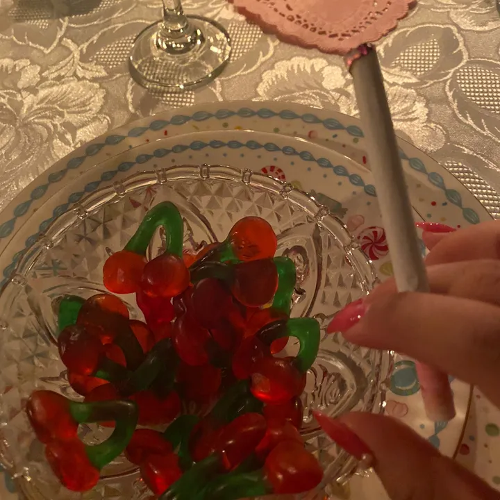 Cherriesncigarettes
