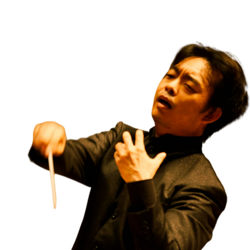 HIROFUMI YOSHIDA | Opera & Orchestra Conductor