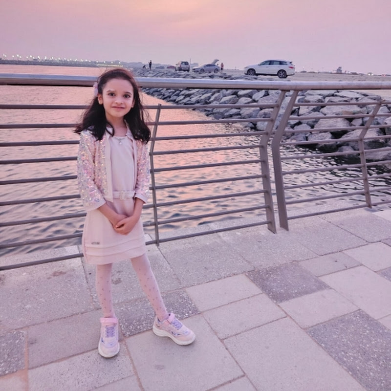 Priyashi DesiVDesi Vlogs