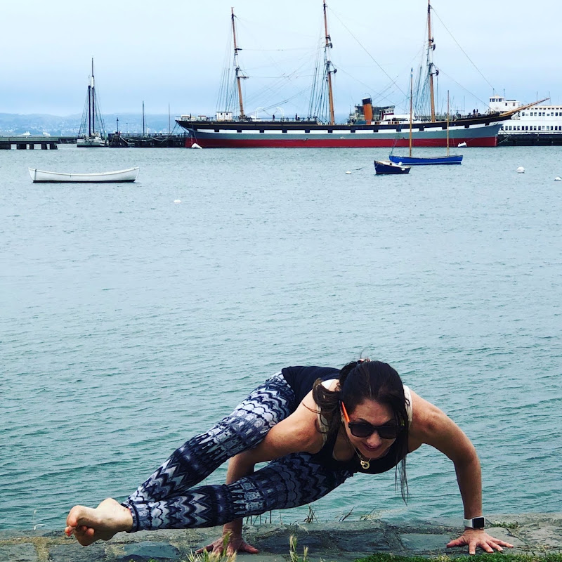 Ana Murphy YOGA