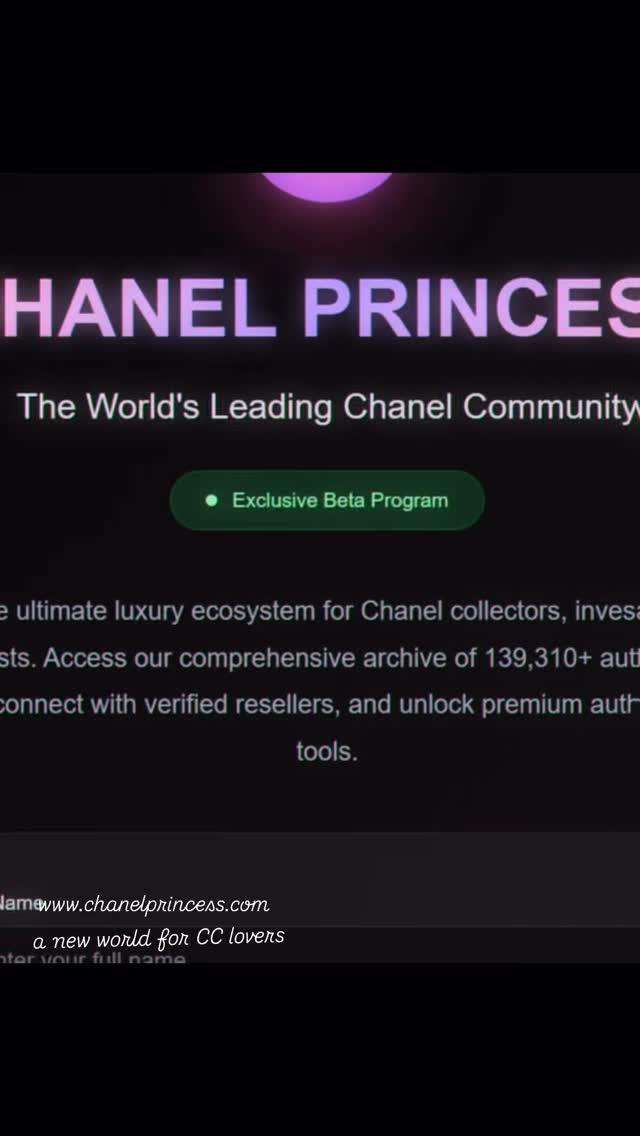 👗 Lee Davies, Chanel Addict & Style Enthusiast