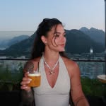 Stephanie l HEALTH COACH - UGC