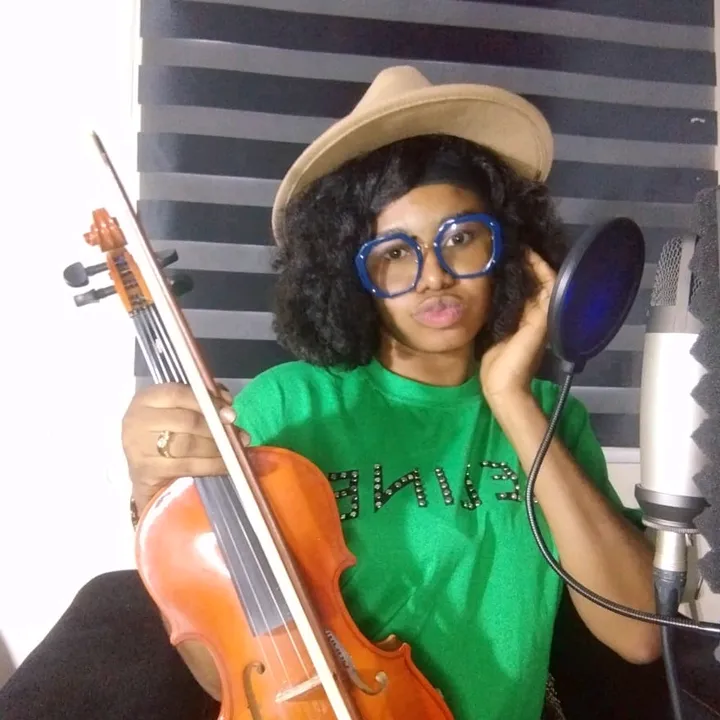 Airlastrings
