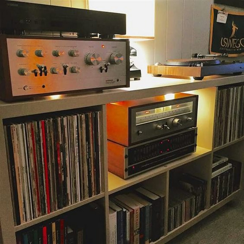 VINYL RECORDS 37