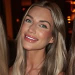 Dubai Makeup artist & education •