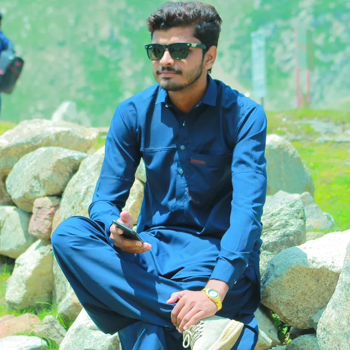 🔱 K h O کھر 👑💫