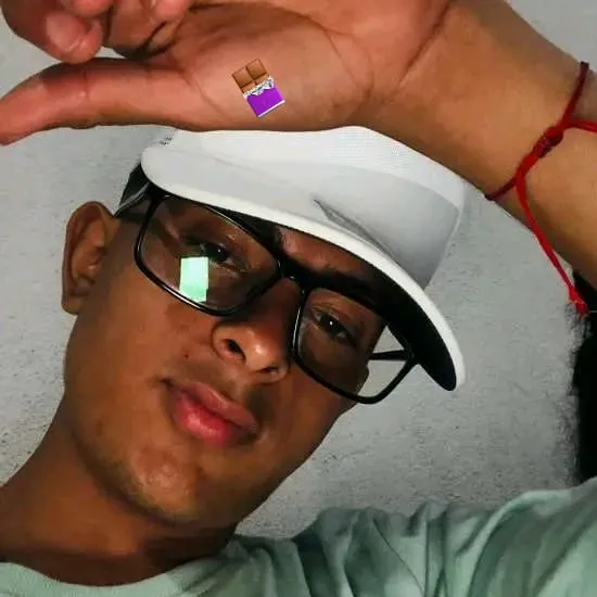 G U I L L E R M O . 🍫