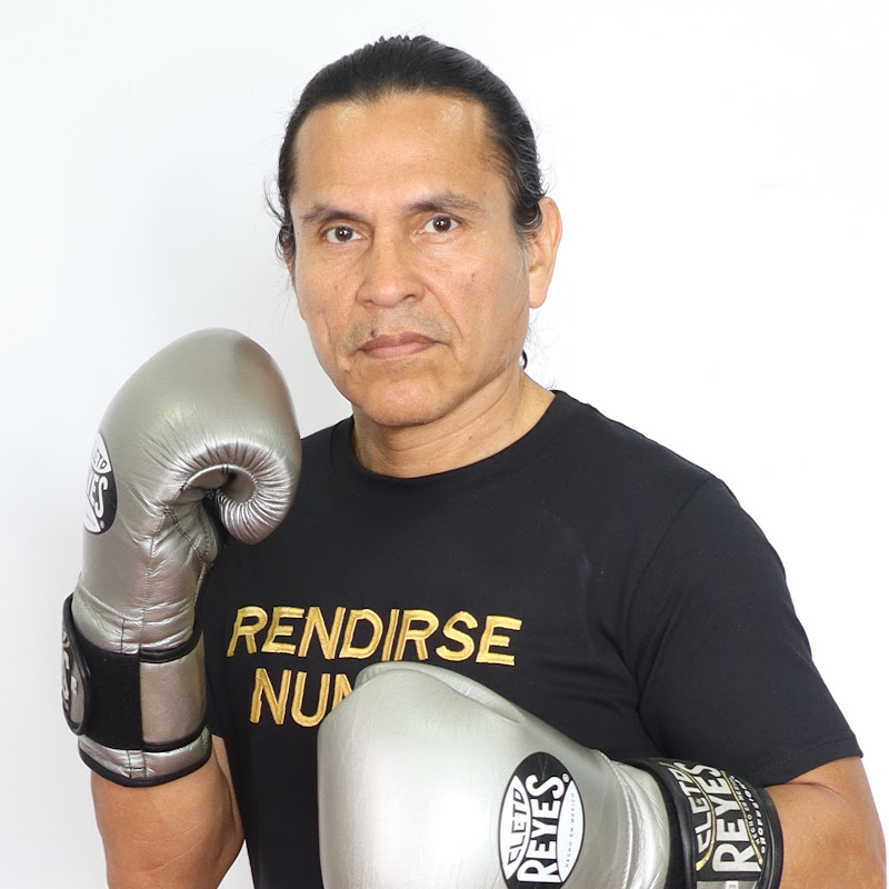 Rendirse Nunca - Shorts