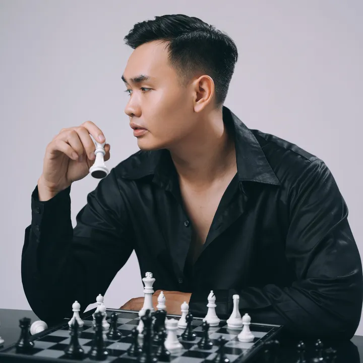 Victor làm Marketing