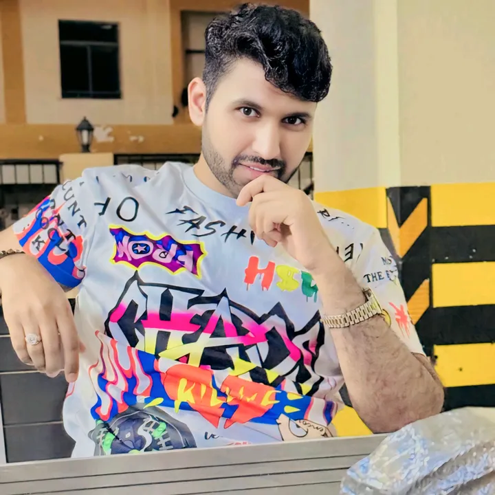 🇵🇰 Y O U 🦋 N A S 🇶🇦