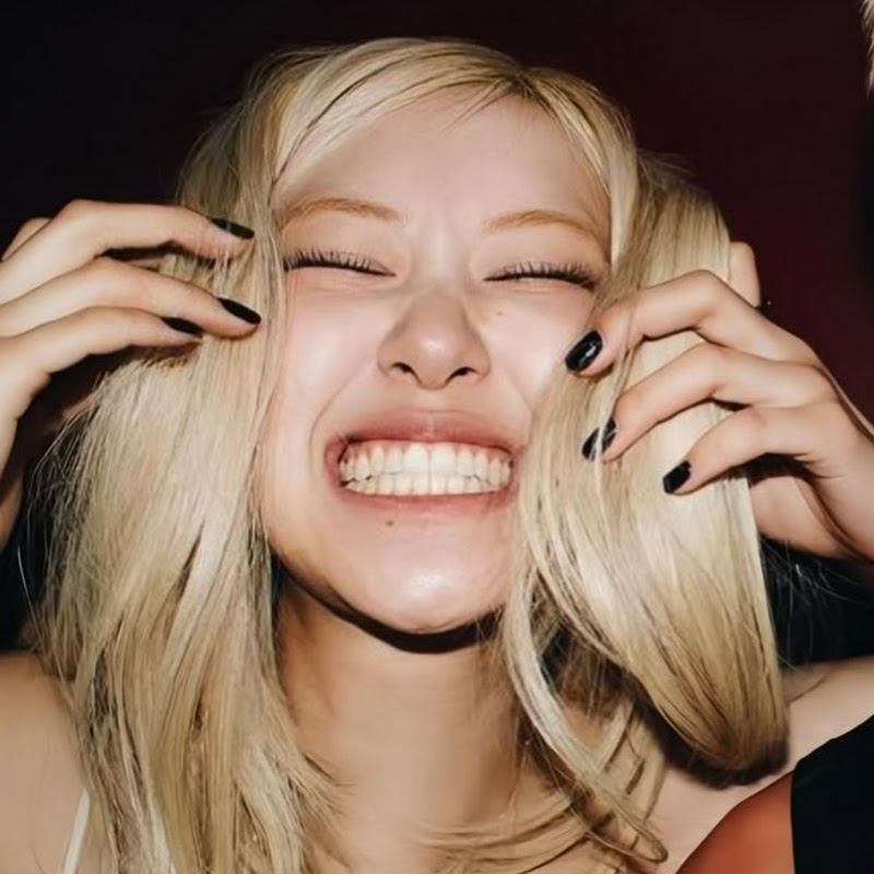 RosieBlink
