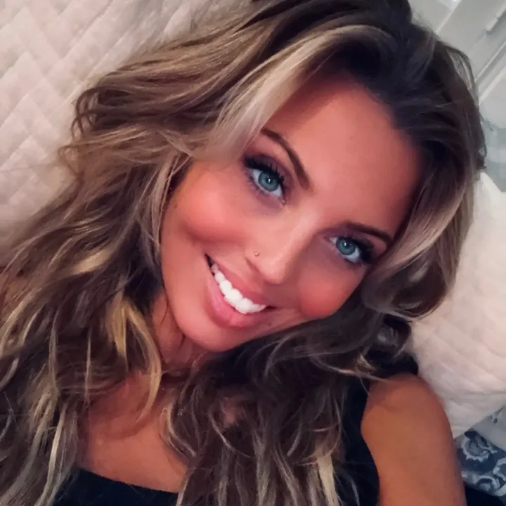 C R Y S T A L Q U E E N