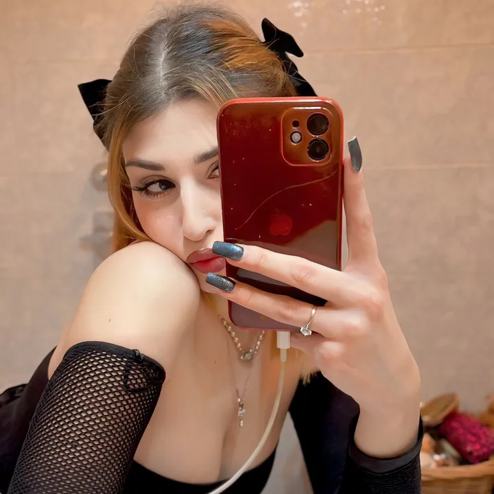 Heyheleena