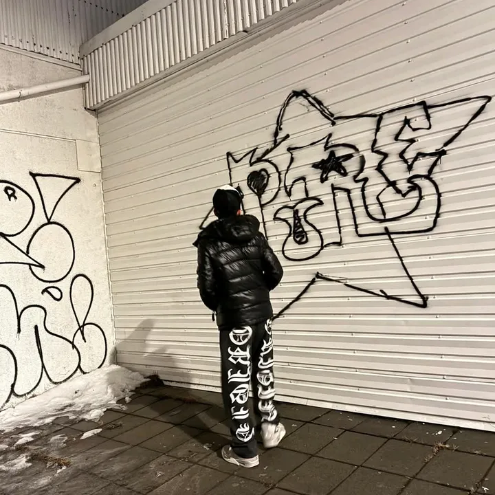𝓟𝓞𝓟 𝓚𝓔𝓝𝓝💨