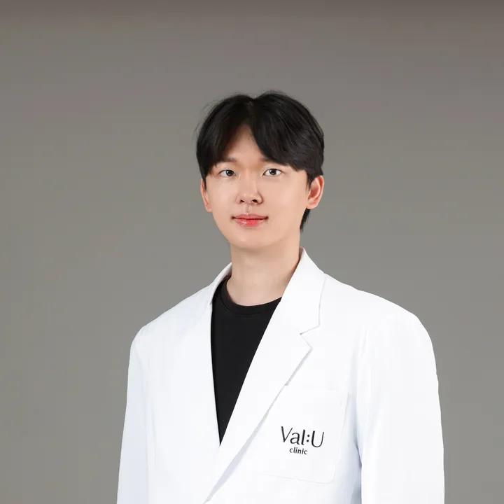 valuclinic_dr.lee