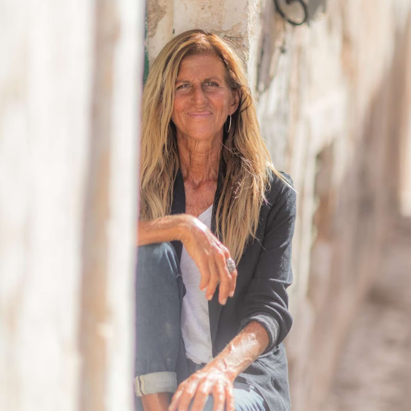 Gloria Latham Yoga 