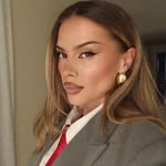 𝐋𝐨𝐫𝐫𝐚𝐢𝐧𝐞