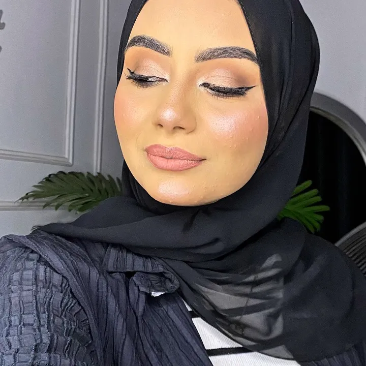 Lela_Hassan_Makeup_Artist